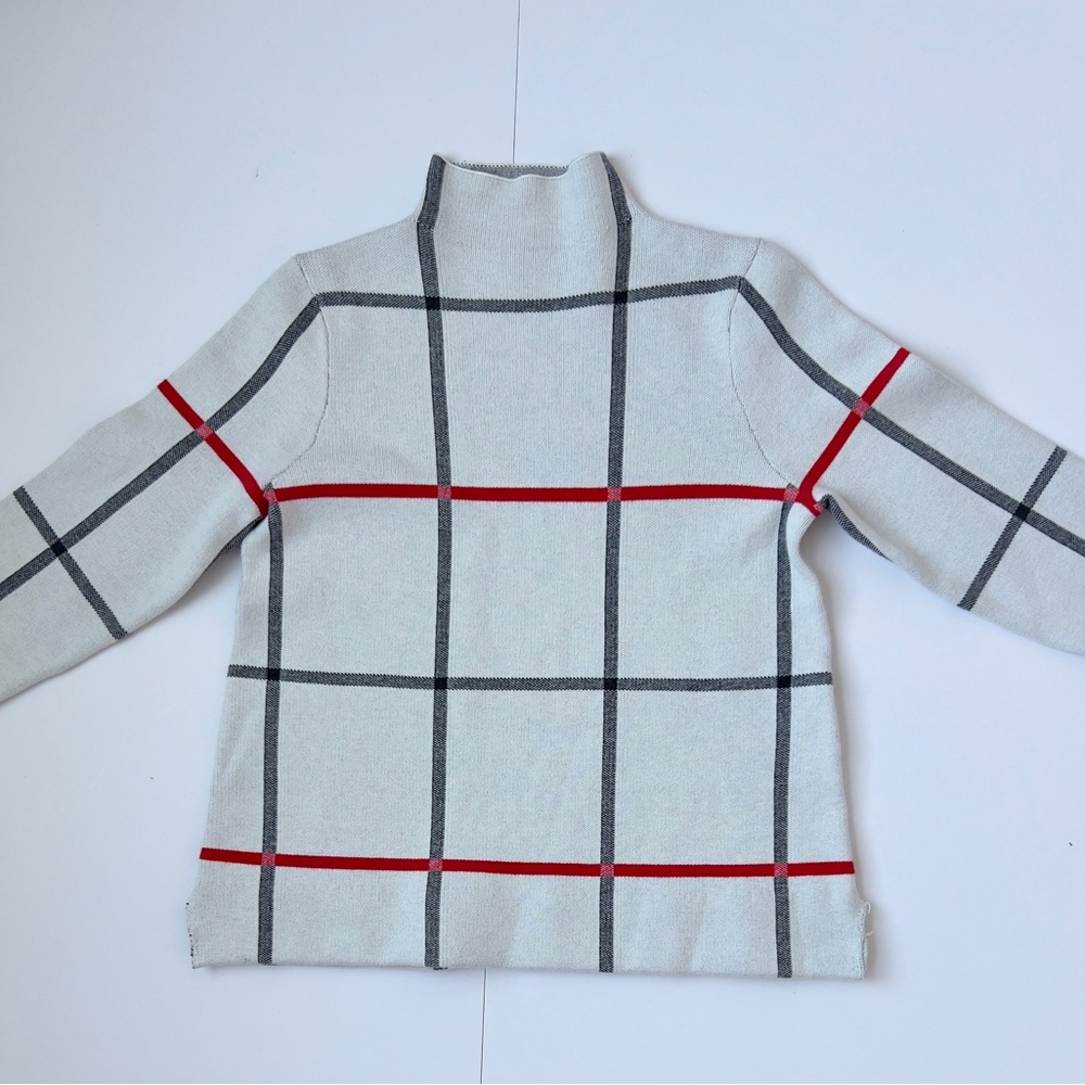 Tahari Plaid Sweater